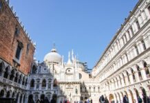 Ore Transport from the Mine